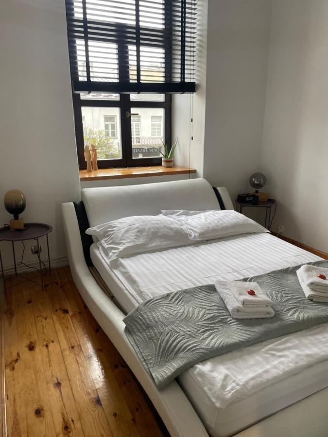 Apartament W Centrum Przy Studni 102M2 Chełm Exterior foto